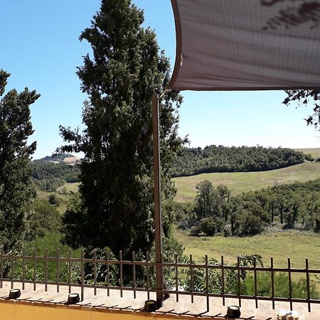 וולטרה Agriturismo Alle Rose מראה חיצוני תמונה