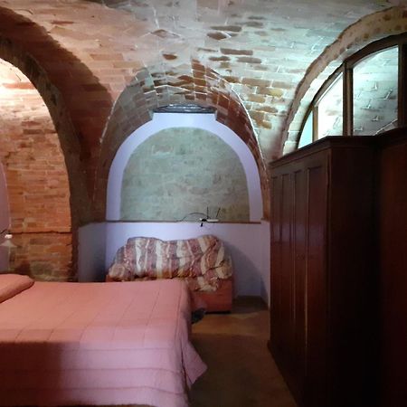 וולטרה Agriturismo Alle Rose מראה חיצוני תמונה
